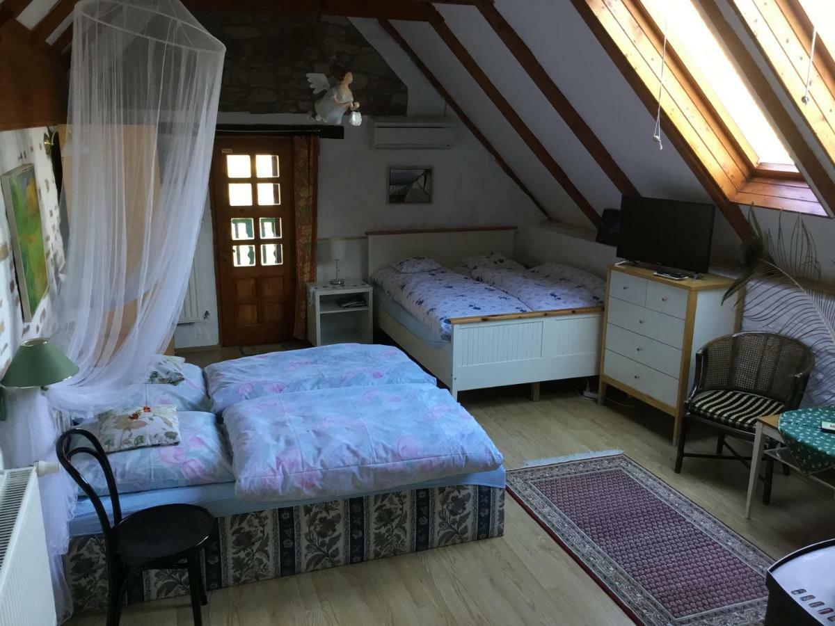 Villa-Magdi Vendégház Révfülöp Extérieur photo
