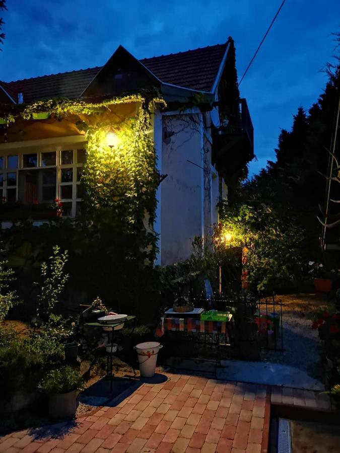 Villa-Magdi Vendégház Révfülöp Extérieur photo