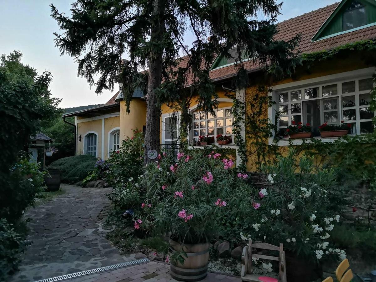 Villa-Magdi Vendégház Révfülöp Extérieur photo