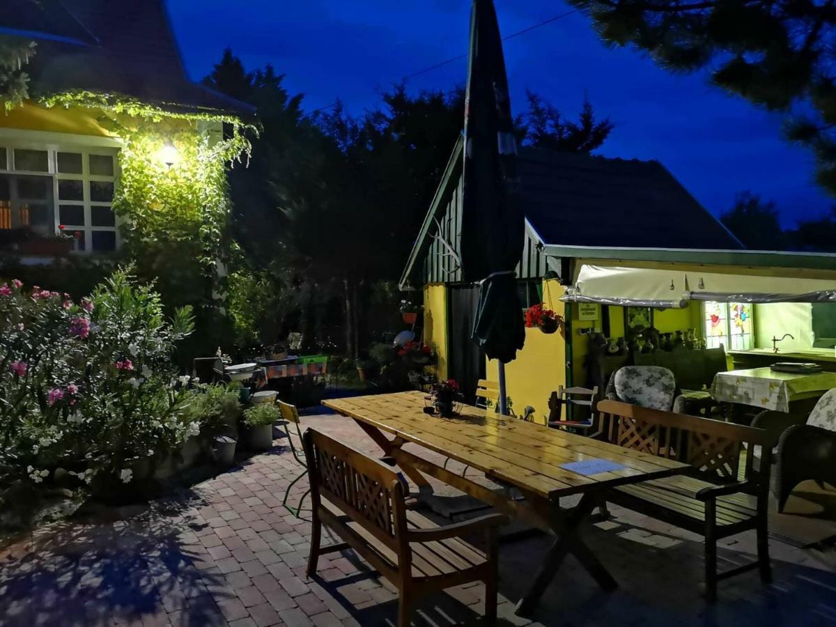 Villa-Magdi Vendégház Révfülöp Extérieur photo